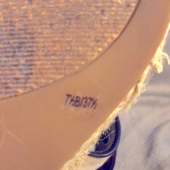 Jessica Simpson Linen Criss Cross Platform Wedges - Picture 13 of 15